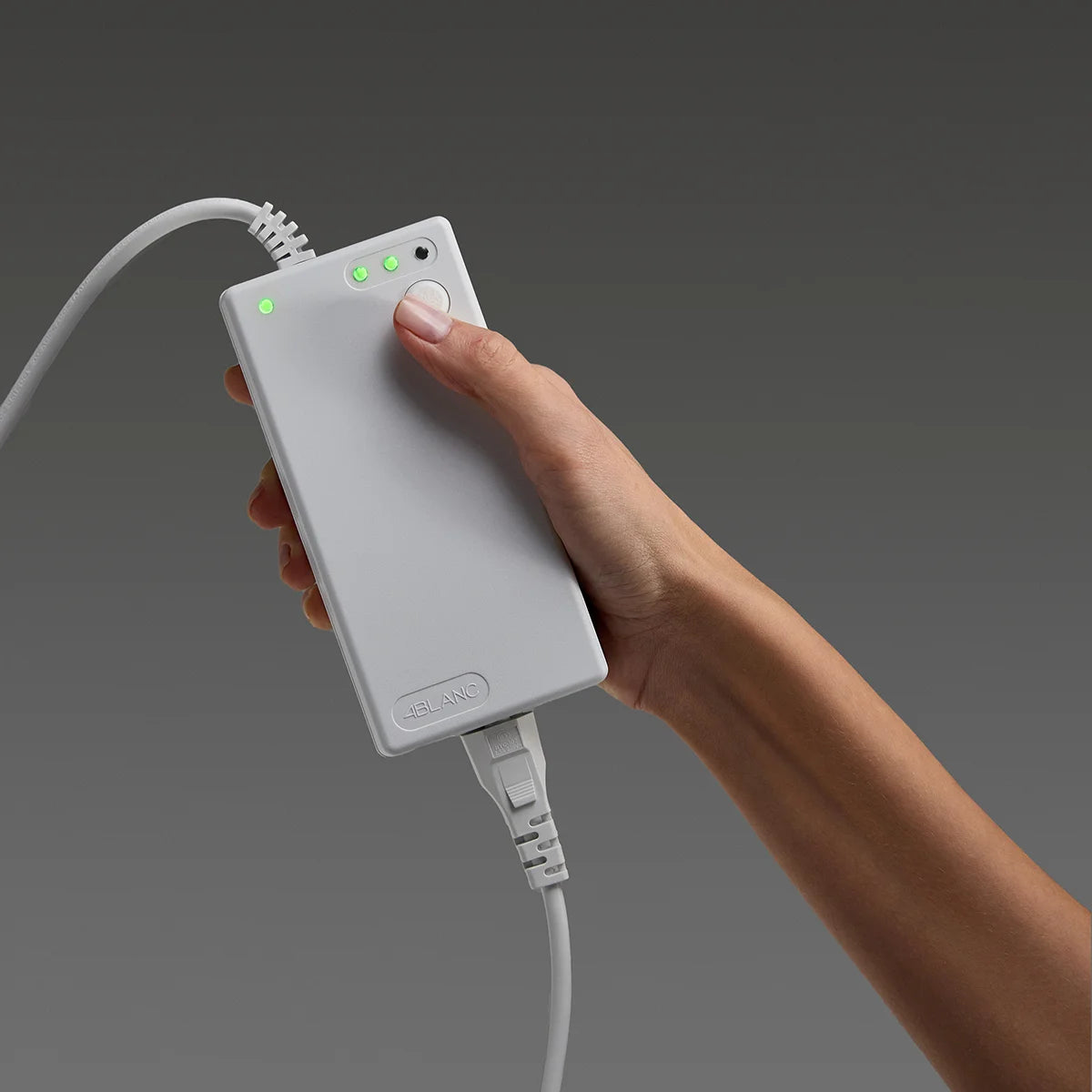 4Blanc Alizé — вертикальная вытяжная станция с LED-подсветкой