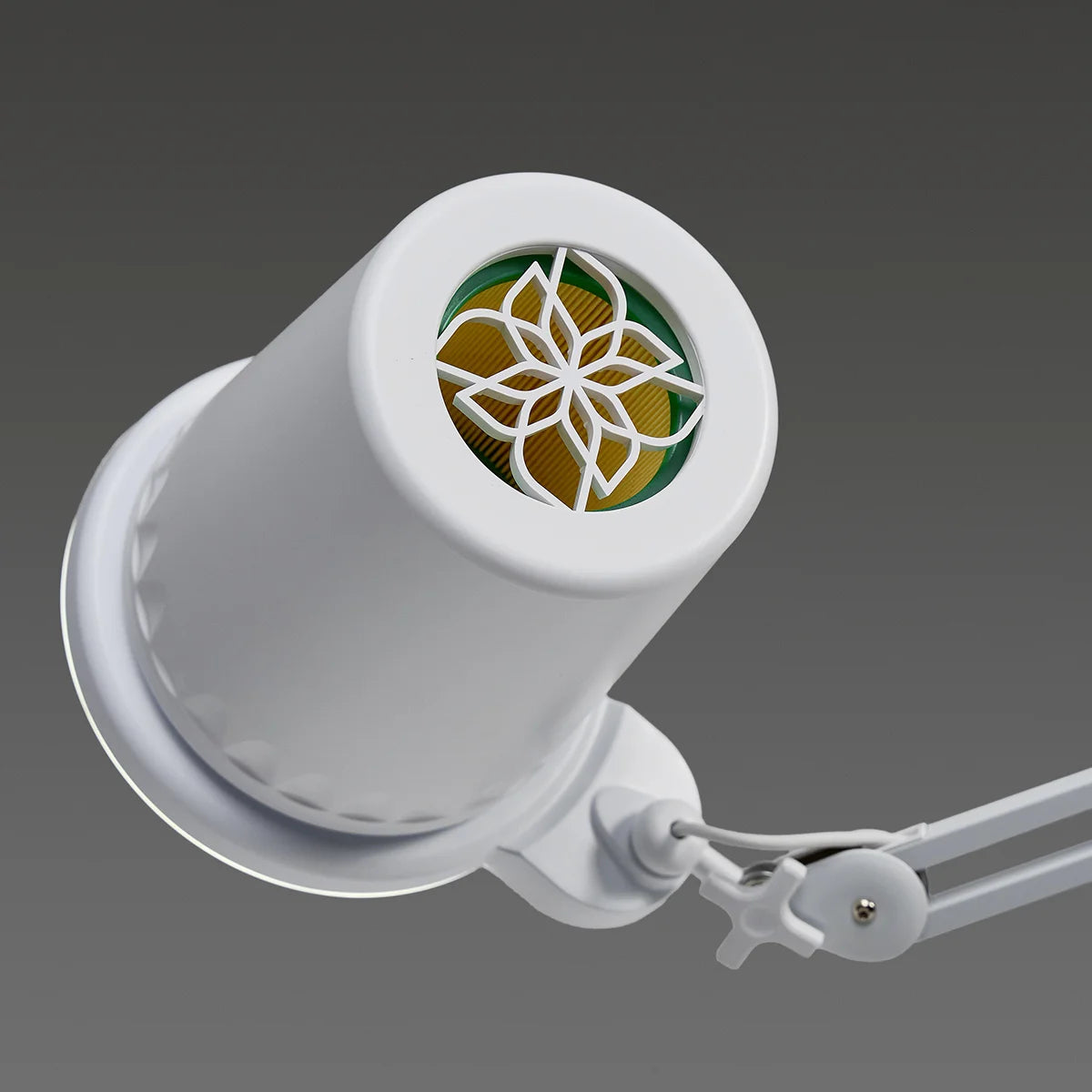 4Blanc Alizé — вертикальная вытяжная станция с LED-подсветкой