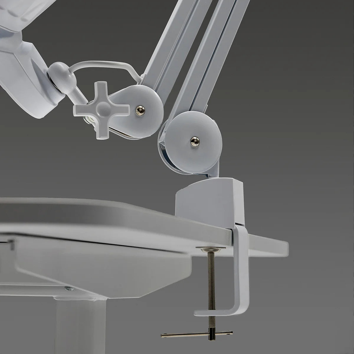 4Blanc Alizé — вертикальная вытяжная станция с LED-подсветкой